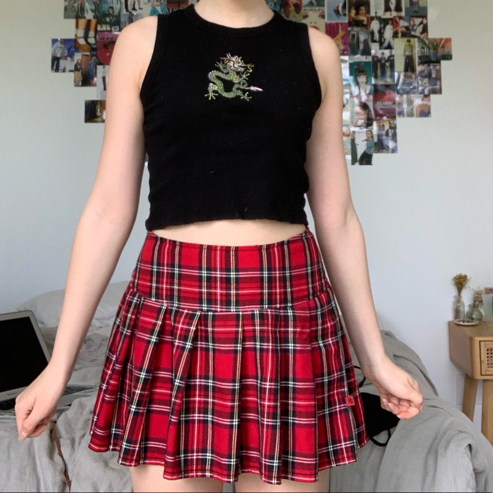 Black brandy Melville dragon tank 🐉